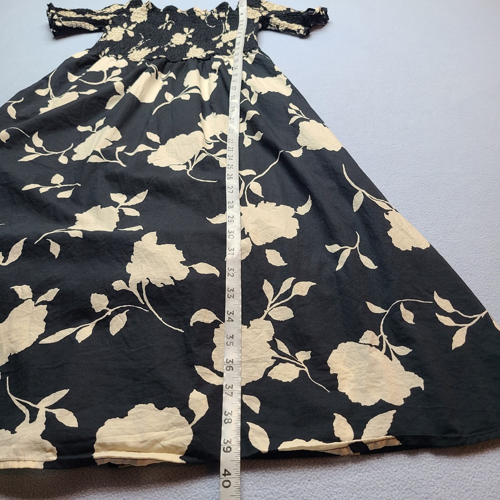 Soft Surroundings Maxi Dress Womens PM Black Excellent Floral Smocked Bodice - Picture 2 of 7